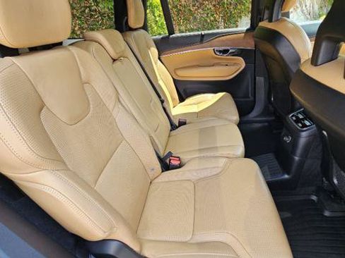 Used 2017 Volvo XC90 T8 Inscription AWD/4WD image 47