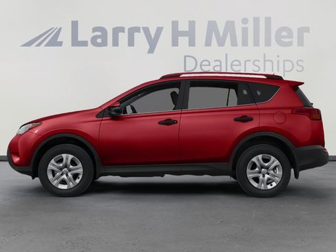 Used 2014 Toyota RAV4 XLE AWD/4WD image 3