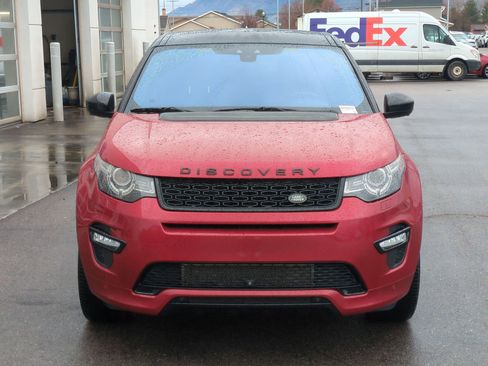 Used 2017 Land Rover Discovery Sport HSE Luxury image 11