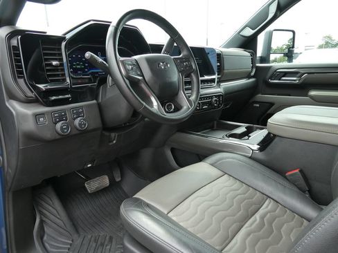 Certified 2024 Chevrolet Silverado 2500 ZR2 w/ ZR2 Bison Edition AWD/4WD image 25