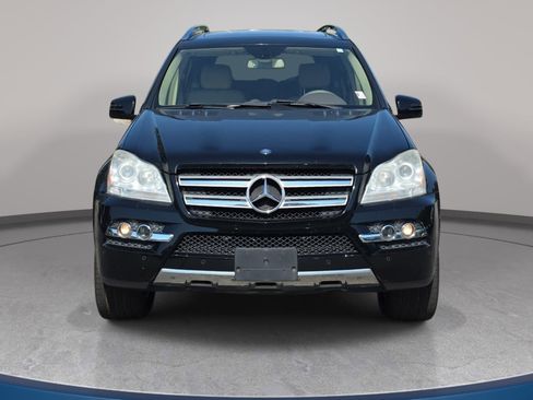 Used 2011 Mercedes-Benz GL 450 4MATIC image 2