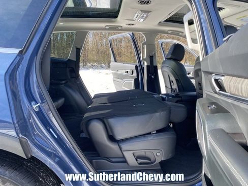 Used 2025 Kia Telluride AWD image 45