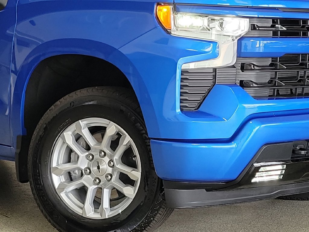 Certified 2026 Chevrolet Silverado 1500 RST AWD/4WD image 2