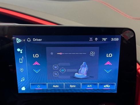 Used 2024 Chevrolet Corvette Stingray Premium Conv w/ Z51 Performance Package image 54