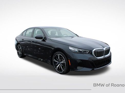 New 2026 BMW 530i xDrive AWD/4WD image 1