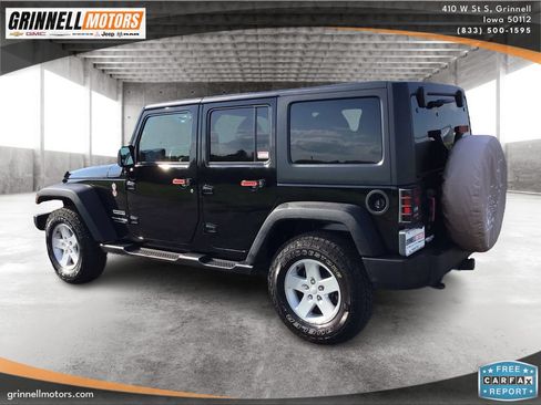 Used 2018 Jeep Wrangler Unlimited Sport S AWD/4WD image 7