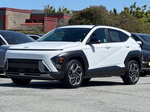 New 2026 Hyundai Kona SEL Premium FWD image 8