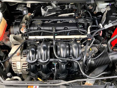 Used 2016 Ford Fiesta SE w/ Cold Weather Package FWD image 29