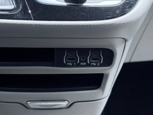 Certified 2023 Chrysler Voyager LX FWD image 39