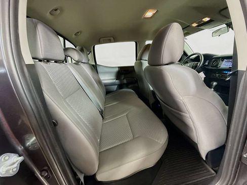 Certified 2023 Toyota Tacoma SR AWD/4WD image 25