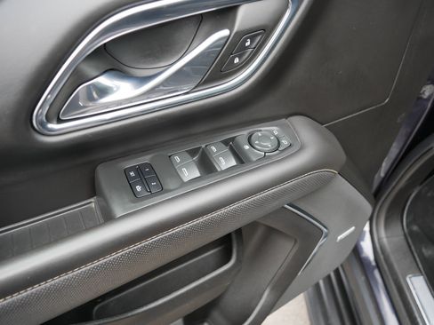 Used 2023 GMC Yukon SLT image 19