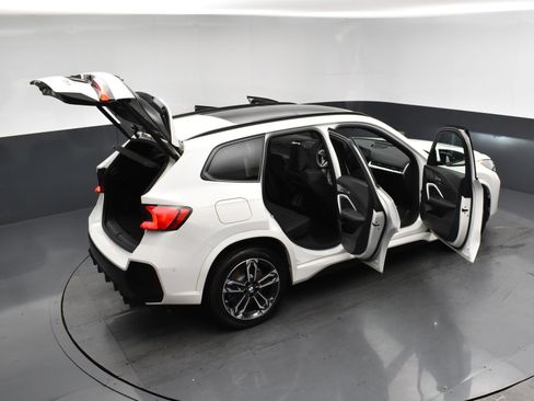 Used 2026 BMW X1 M35i AWD/4WD image 26