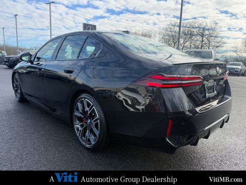 Used 2025 BMW i5 M60 w/ Executive Package image 6