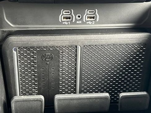 Used 2025 RAM 1500 Big Horn AWD/4WD image 30