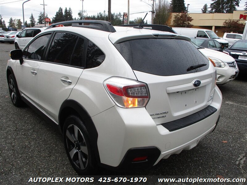 Used 2014 Subaru Crosstrek Touring AWD/4WD image 6