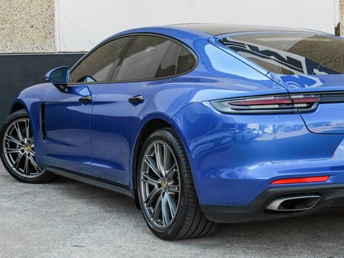 Used 2018 Porsche Panamera 4 AWD/4WD image 13
