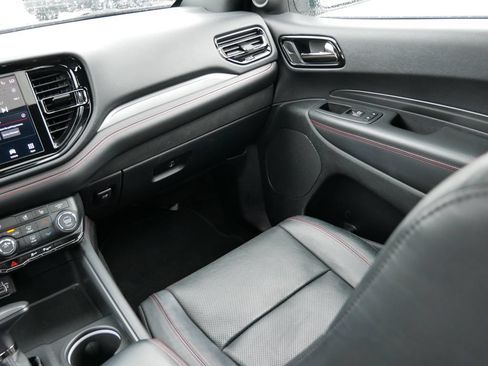 Used 2024 Dodge Durango GT AWD/4WD image 17