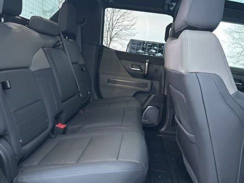 Used 2024 GMC Hummer EV 2X w/ LPO, Illumination Package image 43