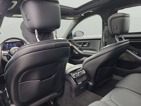 Used 2025 Mercedes-Benz S 500 4MATIC image 13