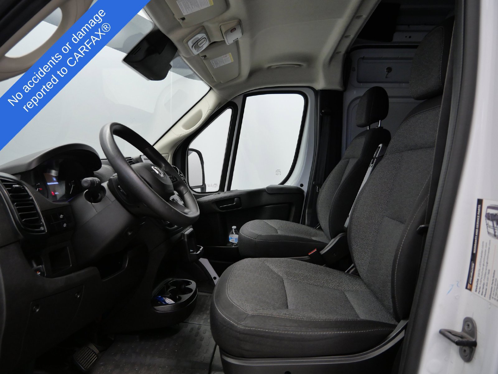 Used 2023 RAM ProMaster 2500 FWD image 11