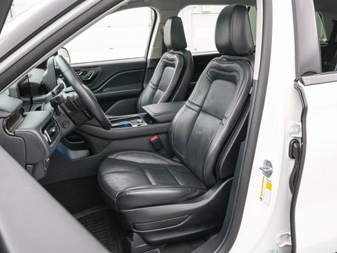 Used 2025 Lincoln Aviator Reserve w/ Jet Appearance Package image 13