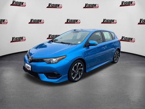 Used 2017 Toyota Corolla iM image 1
