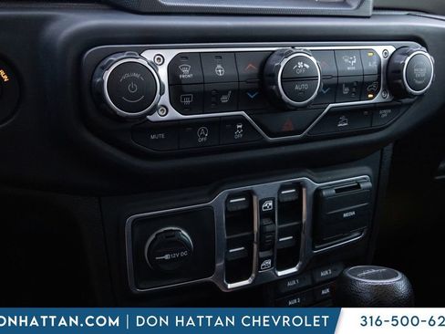 Used 2020 Jeep Gladiator Sport w/ Quick Order Package 24S AWD/4WD image 10