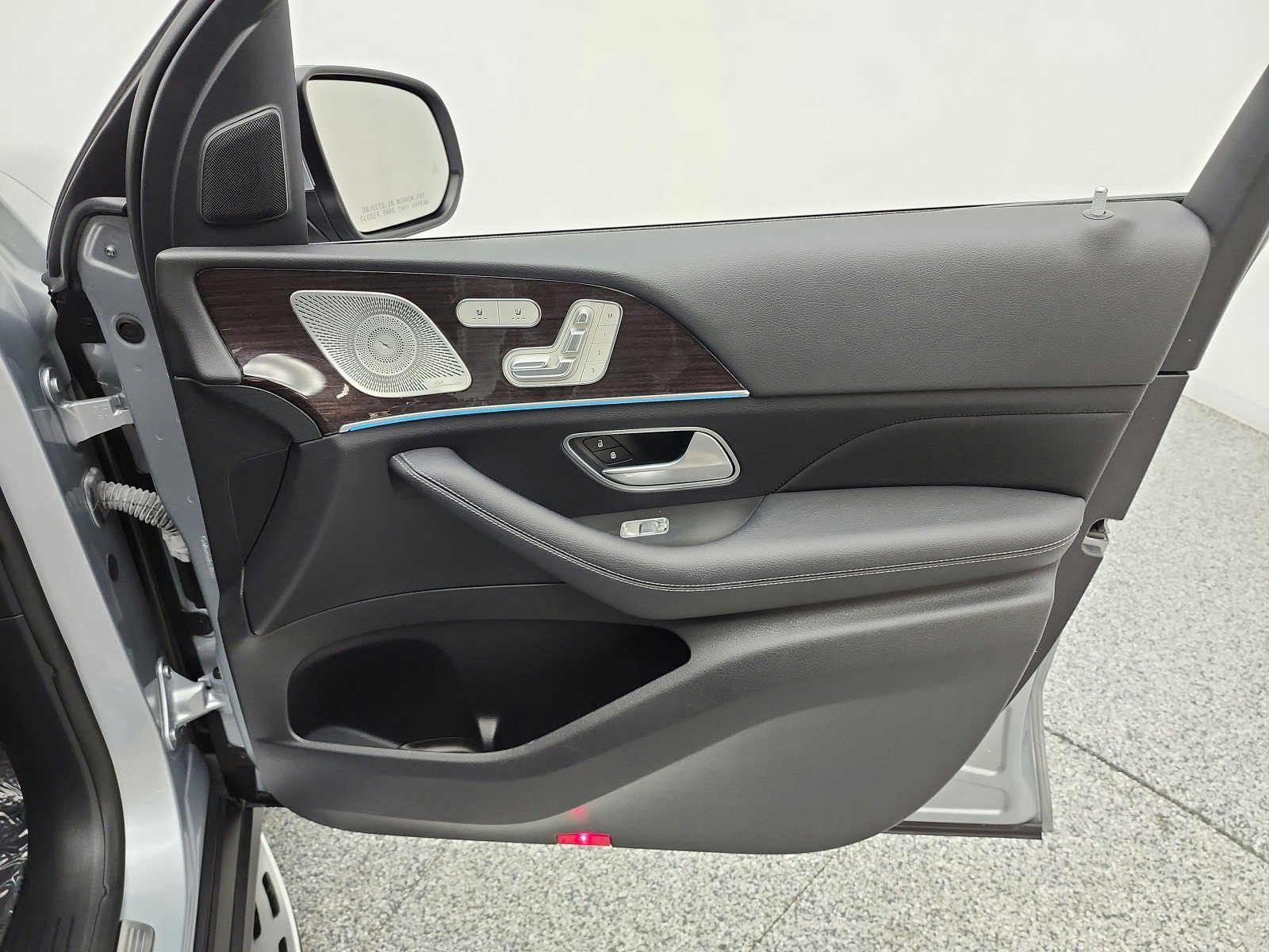 Certified 2022 Mercedes-Benz GLS 450 4MATIC image 22