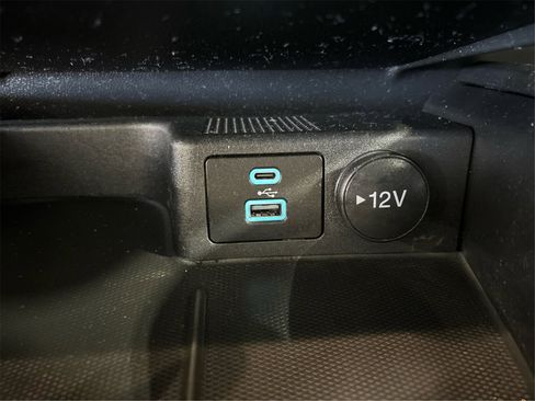 Used 2022 Ford Escape S image 29