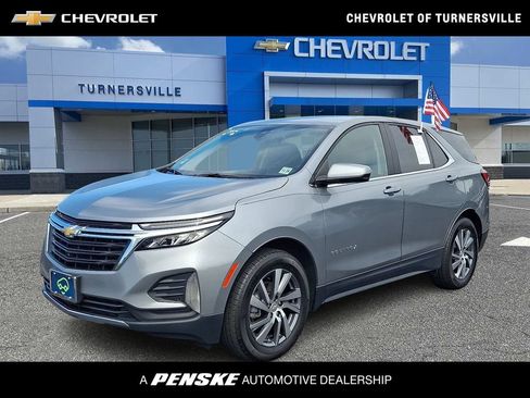 Certified 2024 Chevrolet Equinox LT FWD image 1