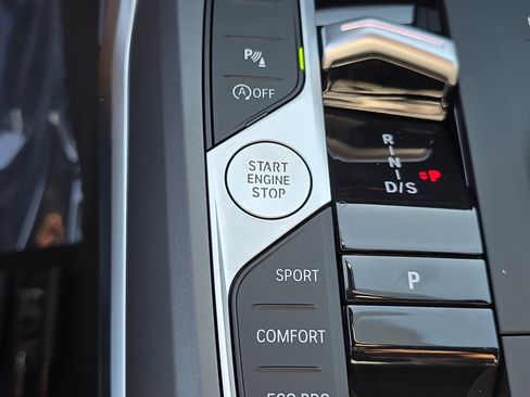 New 2025 BMW 230i Coupe w/ Convenience Package image 24