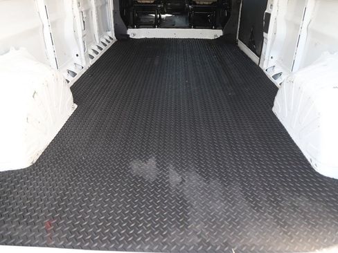Used 2024 RAM ProMaster 2500 w/ Convenience Group FWD image 39