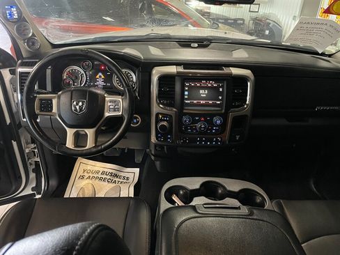 Used 2016 RAM 1500 Laramie w/ Convenience Group AWD/4WD image 7