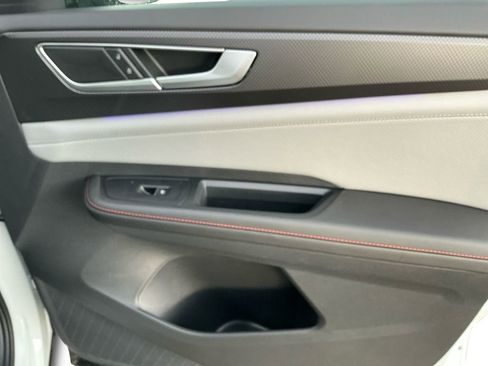 New 2026 Volkswagen Atlas Peak Edition image 16