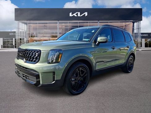 Used 2025 Kia Telluride EX X-Line AWD/4WD image 3