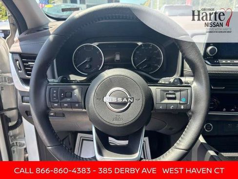 Certified 2023 Nissan Rogue SV w/ SV Premium B Package AWD/4WD image 12