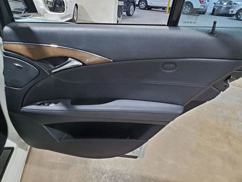 Used 2008 Mercedes-Benz E 350 Sedan image 23