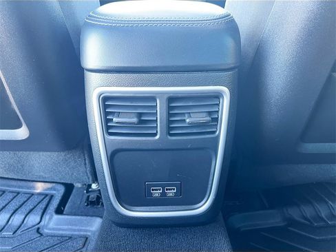 Used 2023 Dodge Charger R/T w/ Navigation & Travel Group image 25