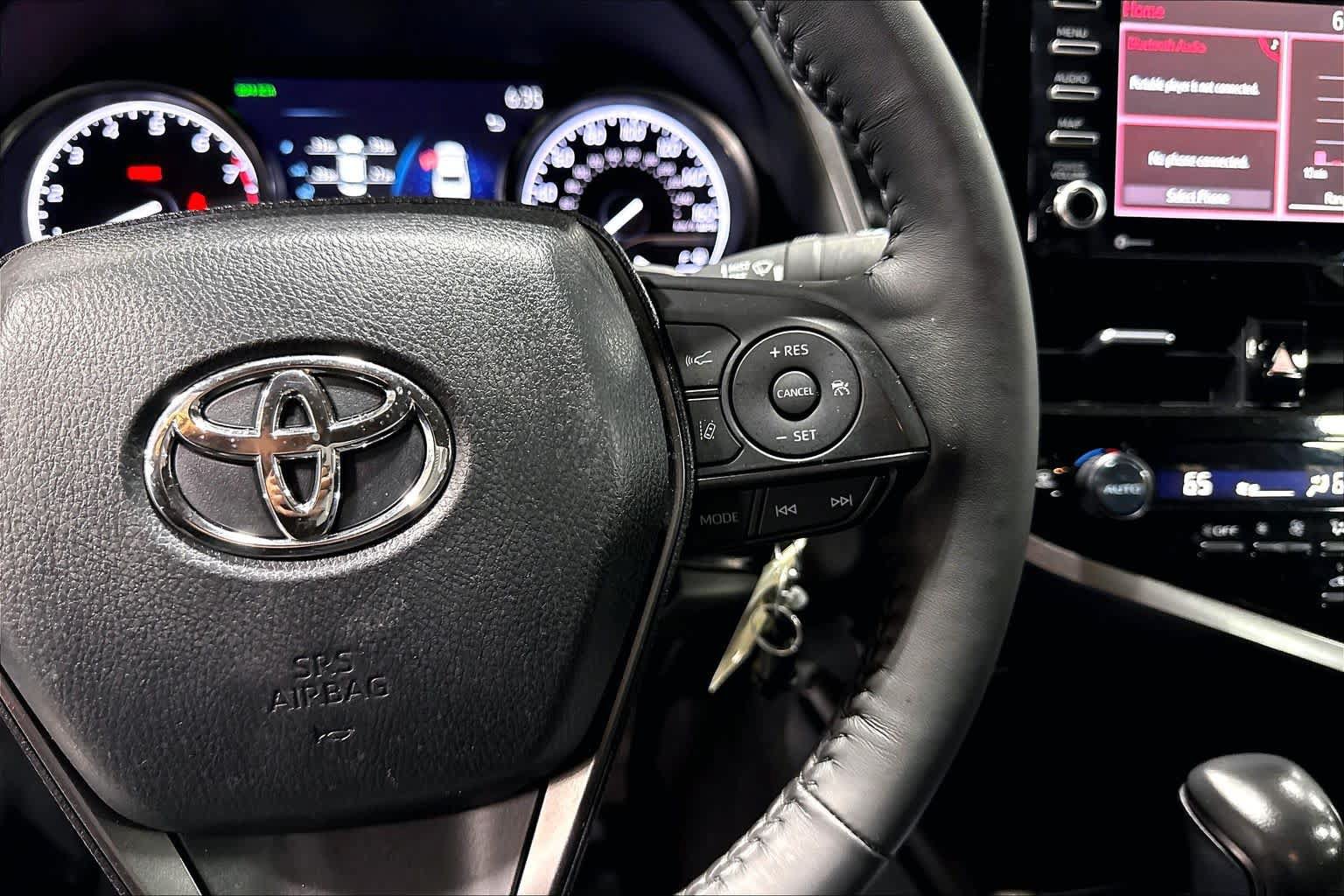 Used 2024 Toyota Camry SE w/ Cold Weather Package AWD/4WD image 25