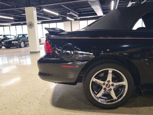 Used 1996 Ford Mustang Cobra RWD image 23