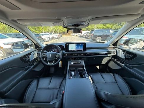 New 2025 Lincoln Aviator Reserve w/ Equipment Group 201A image 8