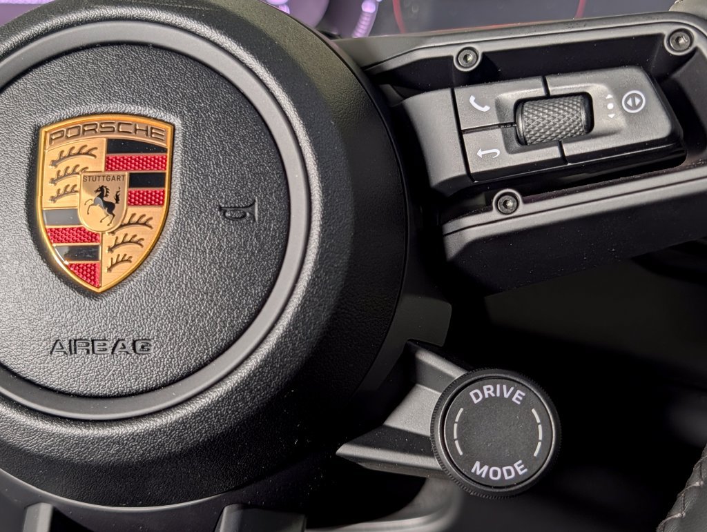 New 2026 Porsche Cayenne Electric AWD/4WD image 40