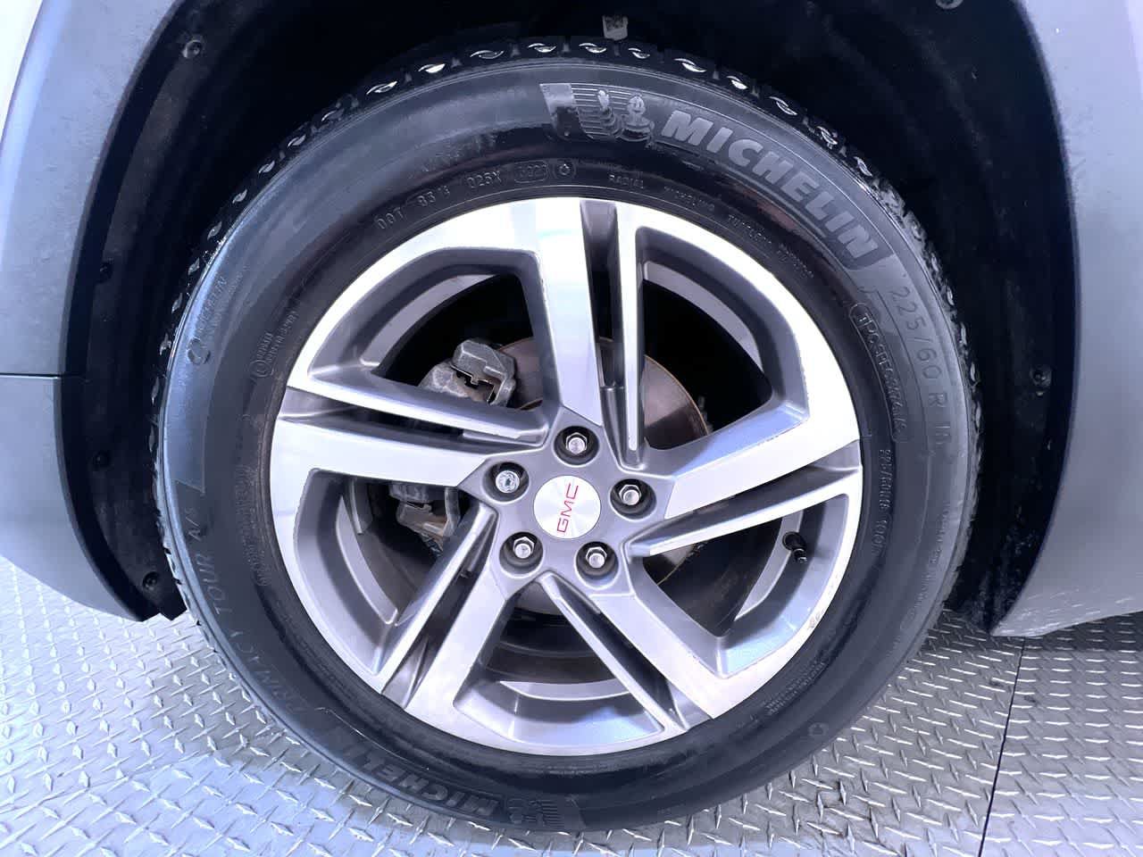 Used 2021 GMC Terrain SLT w/ LPO, Floor Liner Package FWD image 10