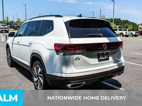 Used 2025 Volkswagen Atlas SE FWD image 4