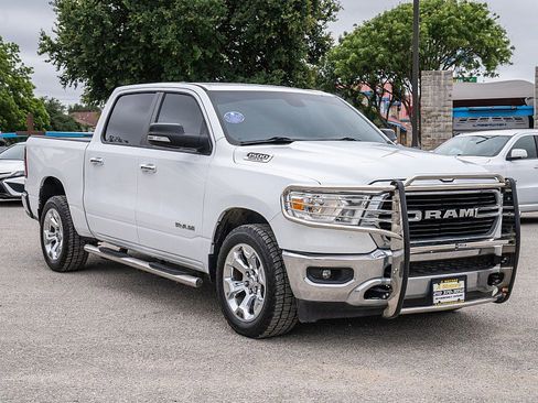 Used 2020 RAM 1500 Lone Star RWD image 3