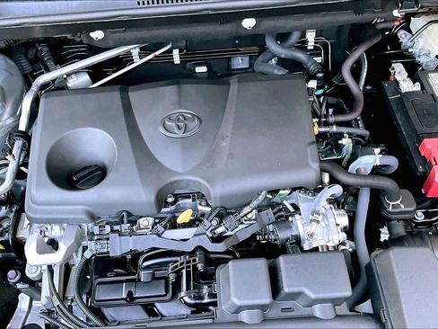 Used 2023 Toyota RAV4 LE FWD image 33