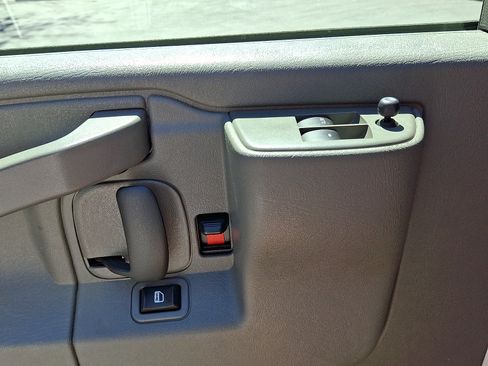 Certified 2024 GMC Savana 2500 w/ Driver Convenience Package RWD image 26