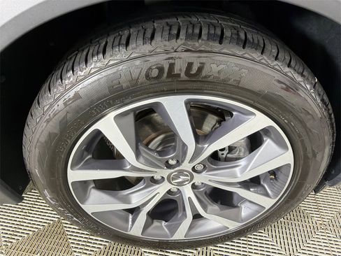 Used 2022 Acura MDX SH-AWD w/ Technology Package image 14