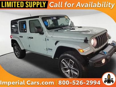 Used 2024 Jeep Wrangler Unlimited w/ Convenience Group