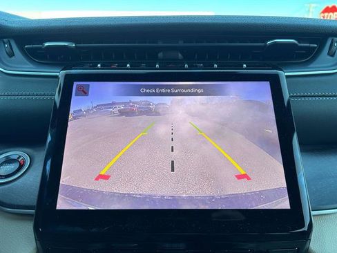 Certified 2025 Jeep Grand Cherokee L Limited image 21